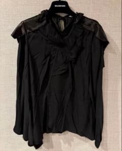 美品　BALENCIAGA バレンシアガ　フリル　 ブラウス デムナ　リボン 美品 BALENCIAGA バレンシアガ フリル ブラウス デムナ リボン - メルカリ