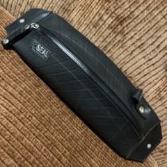 SEAL ブラックショルダーバッグのサムネイル