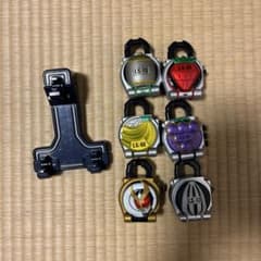 仮面ライダー鎧武 ロックシード 6種セット シード掛け付きのサムネイル