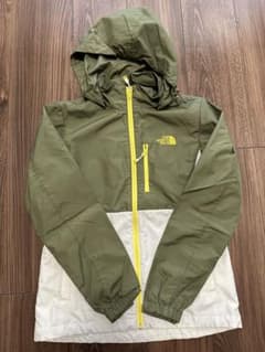The North Face マウンテンパーカー オリーブグリーンのサムネイル