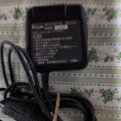 DoCoMo ACアダプタ N003 本体のサムネイル