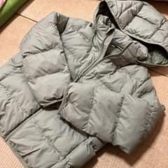 ユニクロ　上着　130のサムネイル