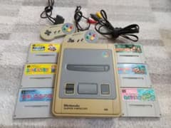 月末セール！Nintendo SUPER FAMICOM 本体 ソフト6本セットのサムネイル