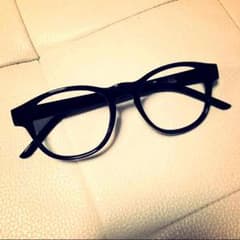 伊達眼鏡のサムネイル