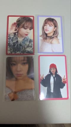 TWICE JEONGYEON 公式トレカ 4枚セットのサムネイル