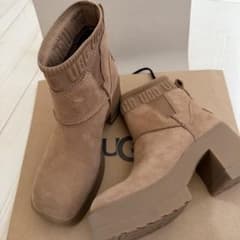 UGG Moxy Chelsea ブーツ 24.5cm