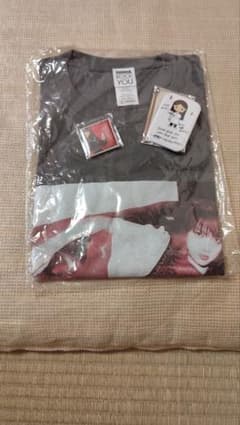 JUNNA ROCK YOU Tシャツ XLサイズ、缶バッジセットのサムネイル