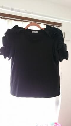 ZARA  Tシャツのサムネイル