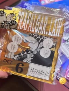 ONE PIECE BASE SHOP アクリルブロックチャーム ロー - メルカリ