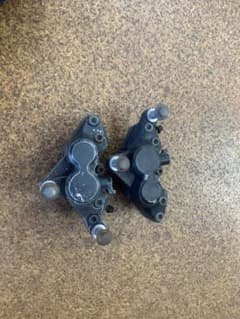 ブレーキキャリパー sumimotoのサムネイル