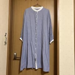 青と白のストライプシャツワンピースのサムネイル