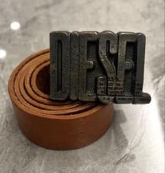 DIESEL ディーゼル レザーベルト キャラメルブラウン ロゴバックル