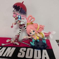 ワンピース フィギュア ペローナ しらほし 2体セットのサムネイル