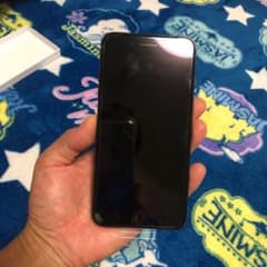 iPhone 7 Plus Jet Black 256 GB docomoのサムネイル