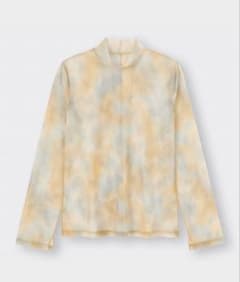 【新品｜タグ付き】GU　シアープリントハイネックT　Mサイズのサムネイル