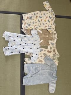 ロンパース 60-70cm 水色・ドット柄のサムネイル