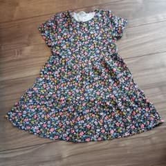H&M 花柄 半袖ドレス 128cmのサムネイル