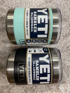 【未使用】YETI ランブラー10oz ローボール　タンブラーのサムネイル