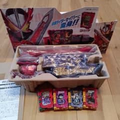 仮面ライダーセイバー 聖剣ソードライバー ワンダーライドブックセットのサムネイル