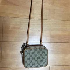 Aki Asatoさま専用☆値下げ☆正規品☆GUCCI☆ポシェットのサムネイル
