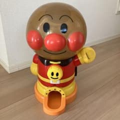 アンパンマン わくわくガチャころりんのサムネイル