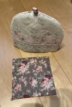 花柄 ティーコジー ティーマット セットのサムネイル
