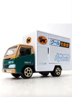 クロネコヤマトトミカ M8010 ハイブリッド クール宅急便車のサムネイル