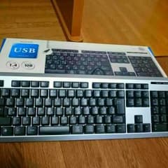ELECOM製 キーボードのサムネイル