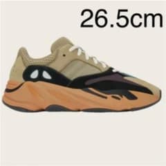 YEEZY BOOST 700のサムネイル