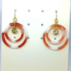 レッド＆ホワイト マーブルリングピアス♥のサムネイル