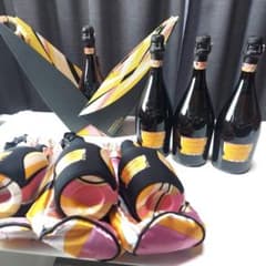 ヴーヴクリコ ラグランダム1996 エミリオプッチ シャンパン 専用箱巾着