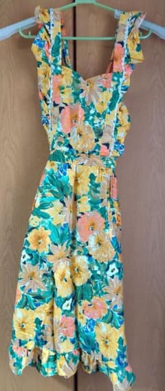 イヴ・サンローラン エプロン - メルカリ