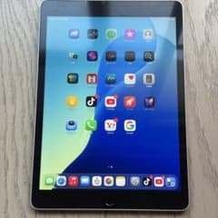 Apple iPad 第9世代本体 シルバーバッテリー100%多少傷有り - メルカリ