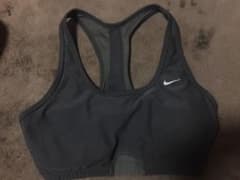 NIKE ナイキ スポーツブラのサムネイル