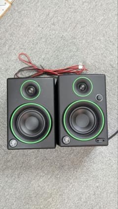 Mackie CR3 アクティブスピーカー - メルカリ