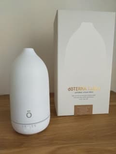 doTERRA Laluz アロマディフューザー セットのサムネイル