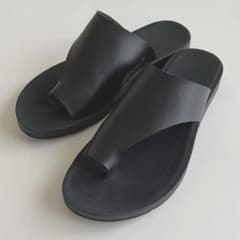 LOWRYSFARM アシメトングサンダル Lサイズのサムネイル