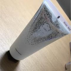 ラリン スワロフスキーコラボ ボディクリームのサムネイル
