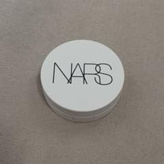 NARSナーズ ライトリフレクティングセラム ケース