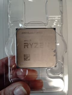 AMD Ryzen 3800X CPUのサムネイル