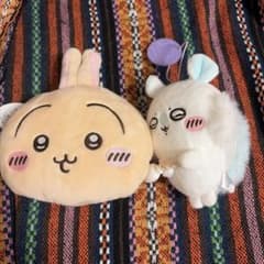 ちいかわ ぬいぐるみポーチうさぎ・マスコットモモンガのサムネイル
