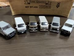 ミニカー　ハイエース　ジムニーのサムネイル