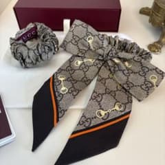 GUCCI GGパターン リボン シュシュ ホースビット 2点セット GUCCI GGパターン リボン シュシュ ホースビット 2点セット - メルカリ