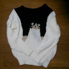 Yukkity様専用☺ にゃんこ好きにはたまらないセーターのサムネイル