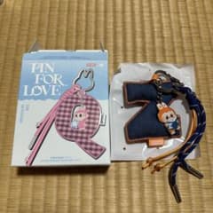 【Z】 LABUBU PIN FOR LOVE イニシャル ペンダント チャームのサムネイル