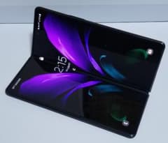 Galaxy Z Fold2 5G SM-F916N ブラック　海外版のサムネイル