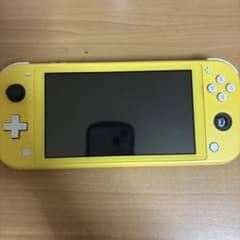 Nintendo Switch Lite イエローのサムネイル