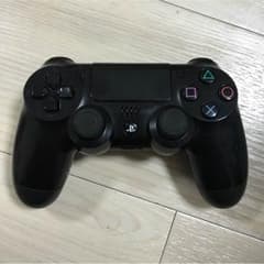 プレステ4 純正コントローラー ジャンク？のサムネイル