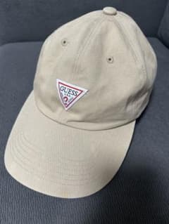 GUESS キャップ ベージュのサムネイル