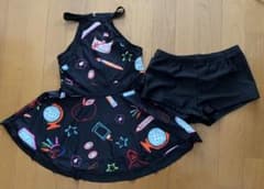 女の子　水着　150cm ワンピース　ショートパンツ付2点セットのサムネイル